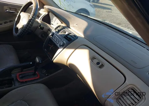 2002 Honda Accord 3.0 Lx z USA, uszkodzony, nr VIN 1HGCG16452A069550